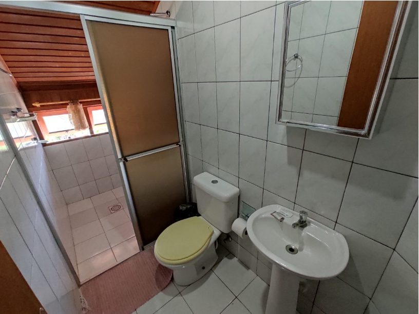 Banheiro da Cobertura 5 Pessoas da Pousada Capricórnio